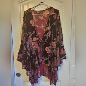 Plum Velvet Floral Kimono